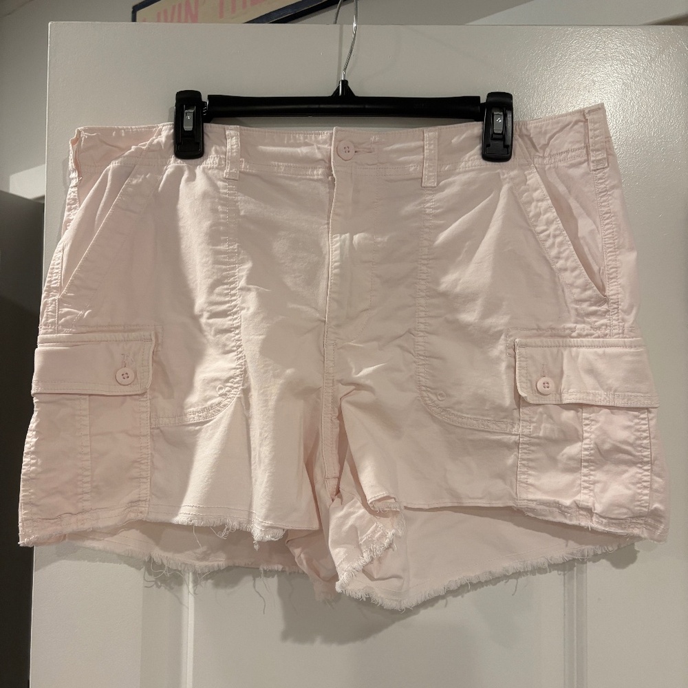 American Eagle Light Pink Shorts